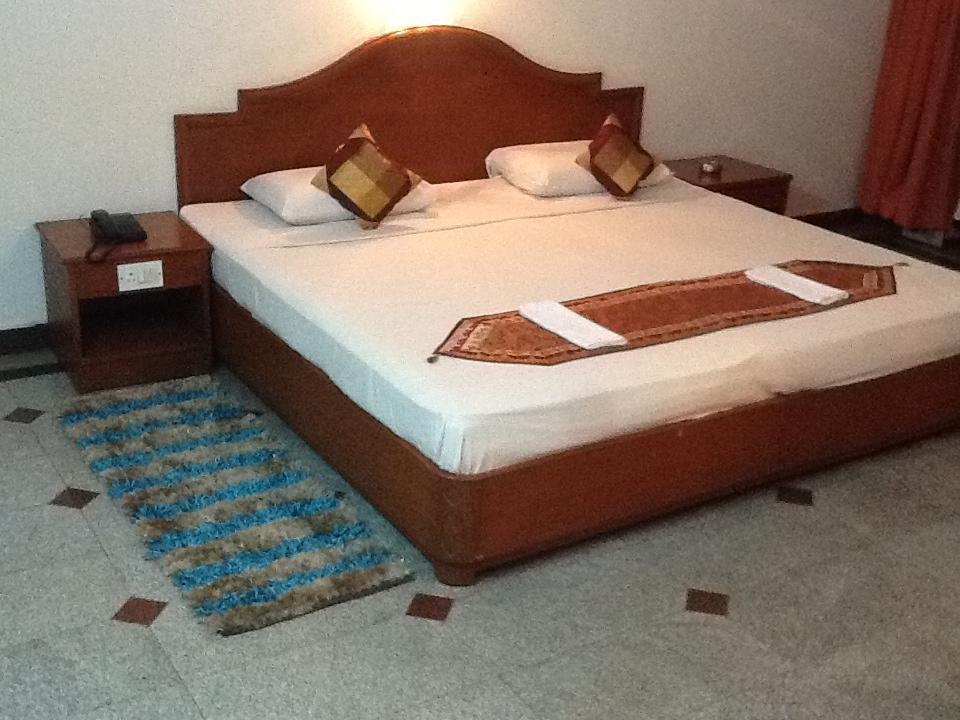 Hotel Kanishka Phg Μπανγκαλόρ Δωμάτιο φωτογραφία